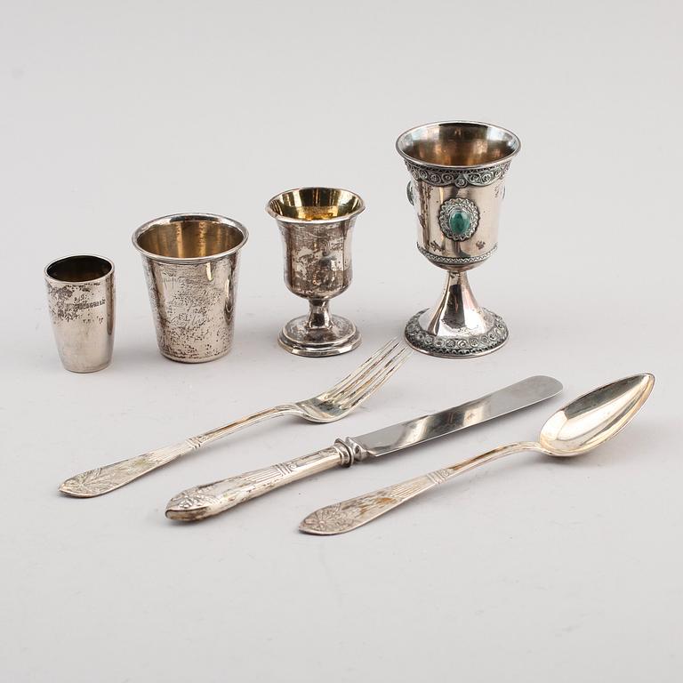 SILVERFÖREMÅL, 7 delar, 1800-/1900-tal. Total vikt ca 258 g.