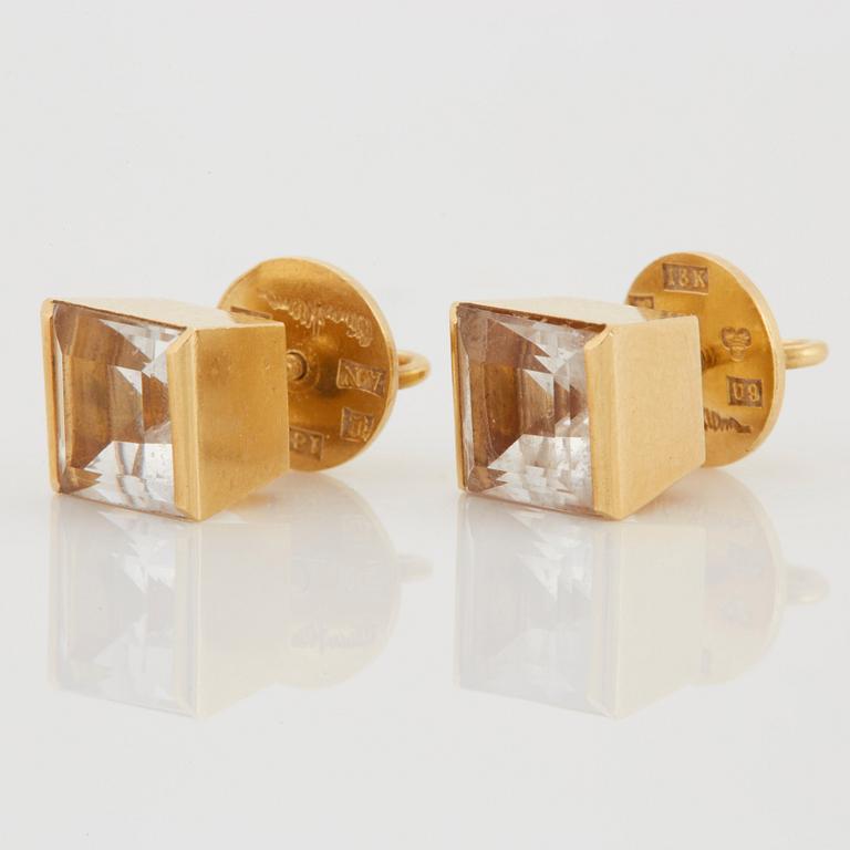 Wiwen Nilsson, a pair of 18K gold ear-studs, Lund, Sweden 1970.