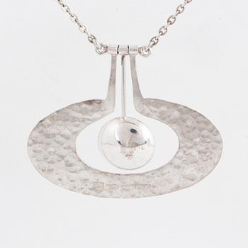 TAPIO WIRKKALA,  "Päärynä".