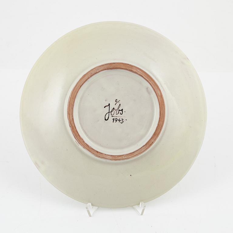Gocken Jobs, an eratjhenware dish, signed and dated 1943.