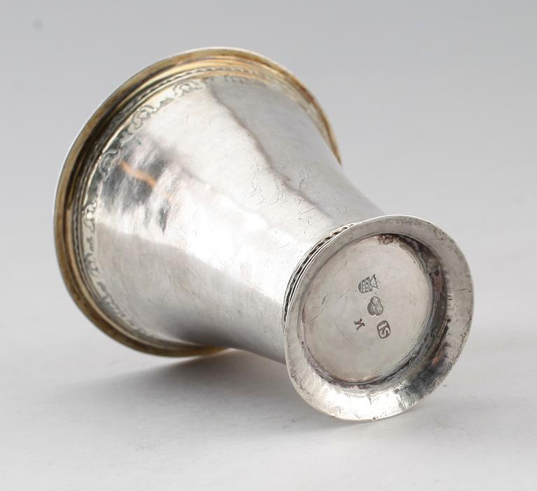 BÄGARE, silver, Johan Söderdahl, Söderköping 1771. Vikt ca 77 g.