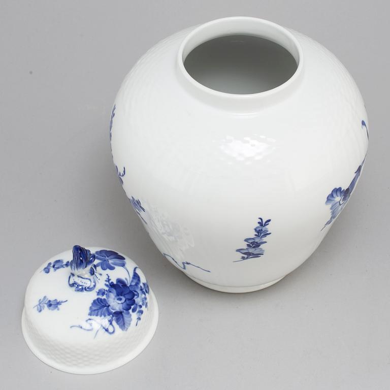 A second half of the 20th century 'Blå Blomst' lidded vase by Royal Copenhagen, Denmark.