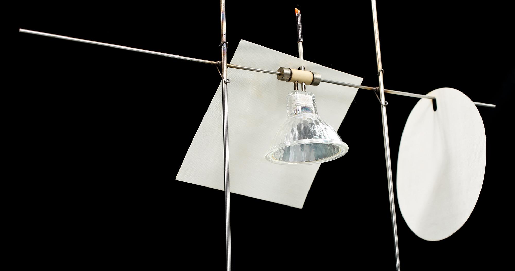 BORDSLAMPA, Fukushu, Ingo Maurer, 1900-talets fjärde kvartal.
