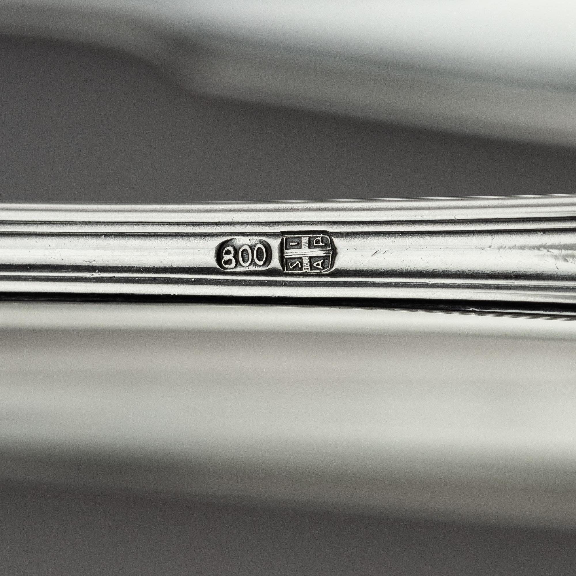 An Italian 20th century 188+3 pieces silver cutlery set, marks of Società Italiana Argenti di Pordenone.