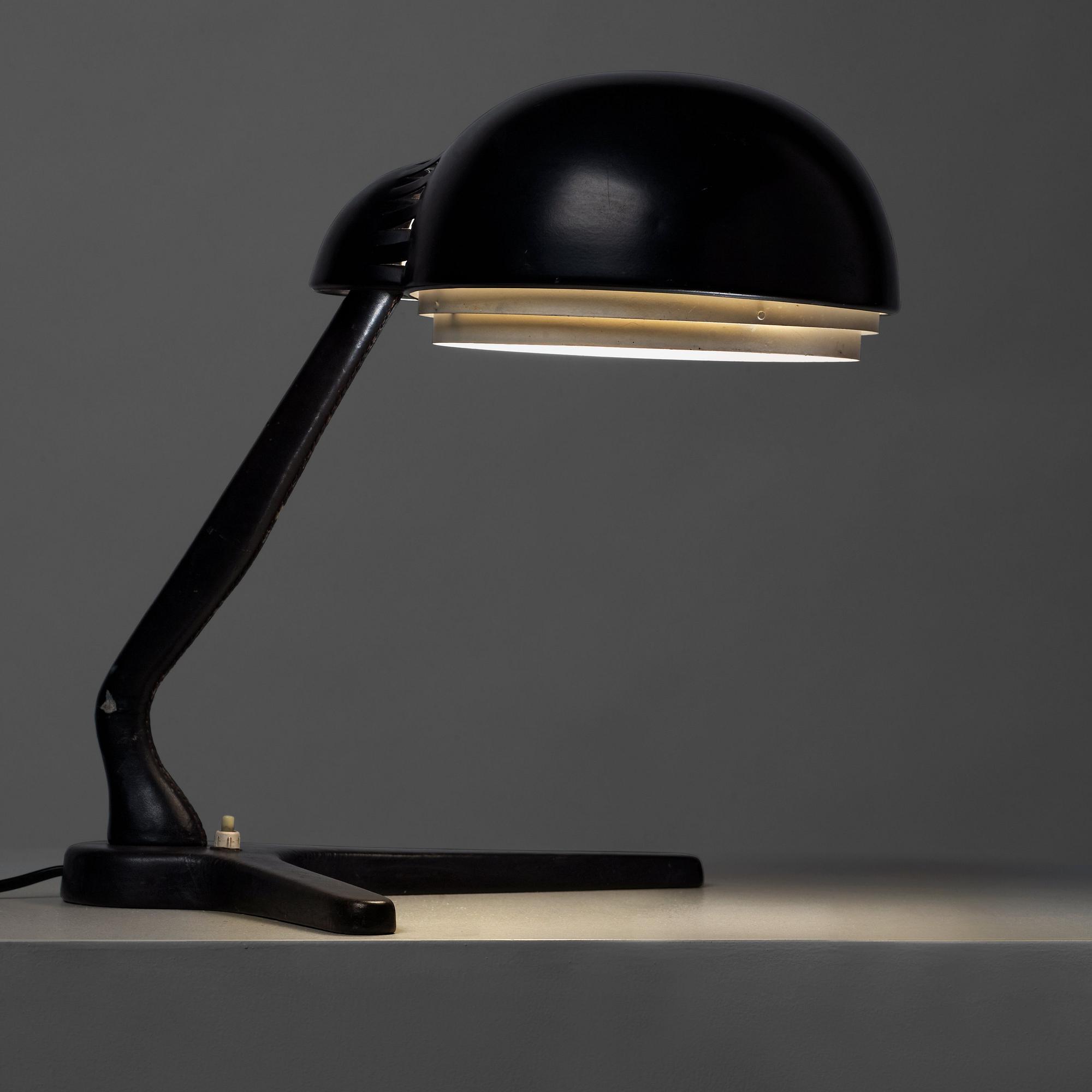 ALVAR AALTO, bordslampa, Valaistustyö, Finland 1950-tal, modell A 704.