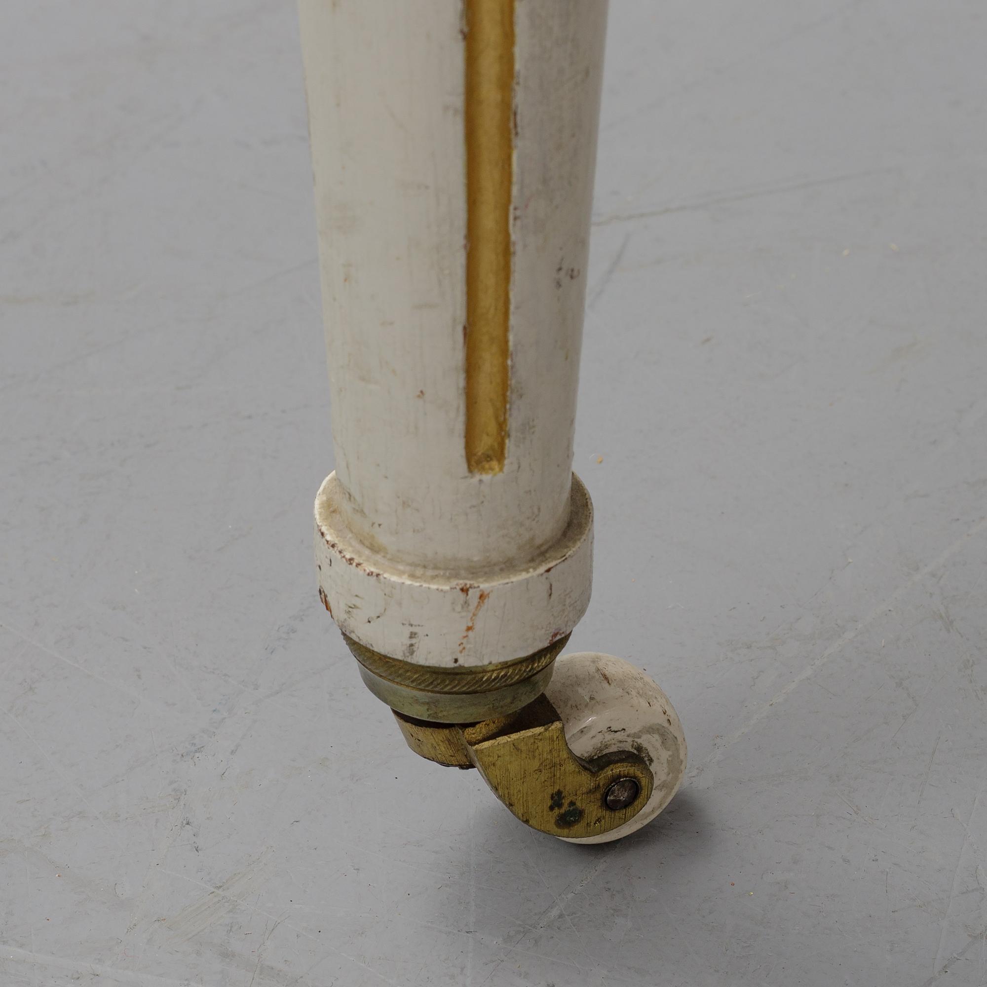 Taburetter, ett par, gustaviansk stil, 1800-talets slut.