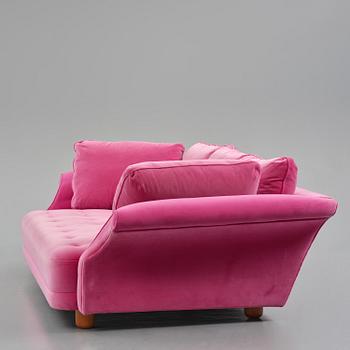 Josef Frank, a "Liljevalchs" sofa, Firma Svenskt Tenn, 2013.