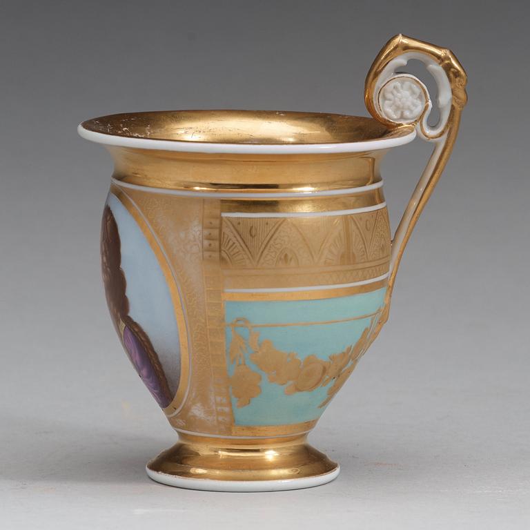 KOPP med FAT, porslin. Ryssland, Gardner, Empire, tidigt 1800-tal.
