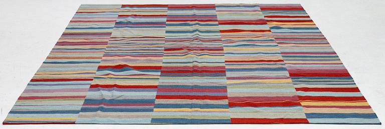 Kelim, modern design, 289 x 245 cm.