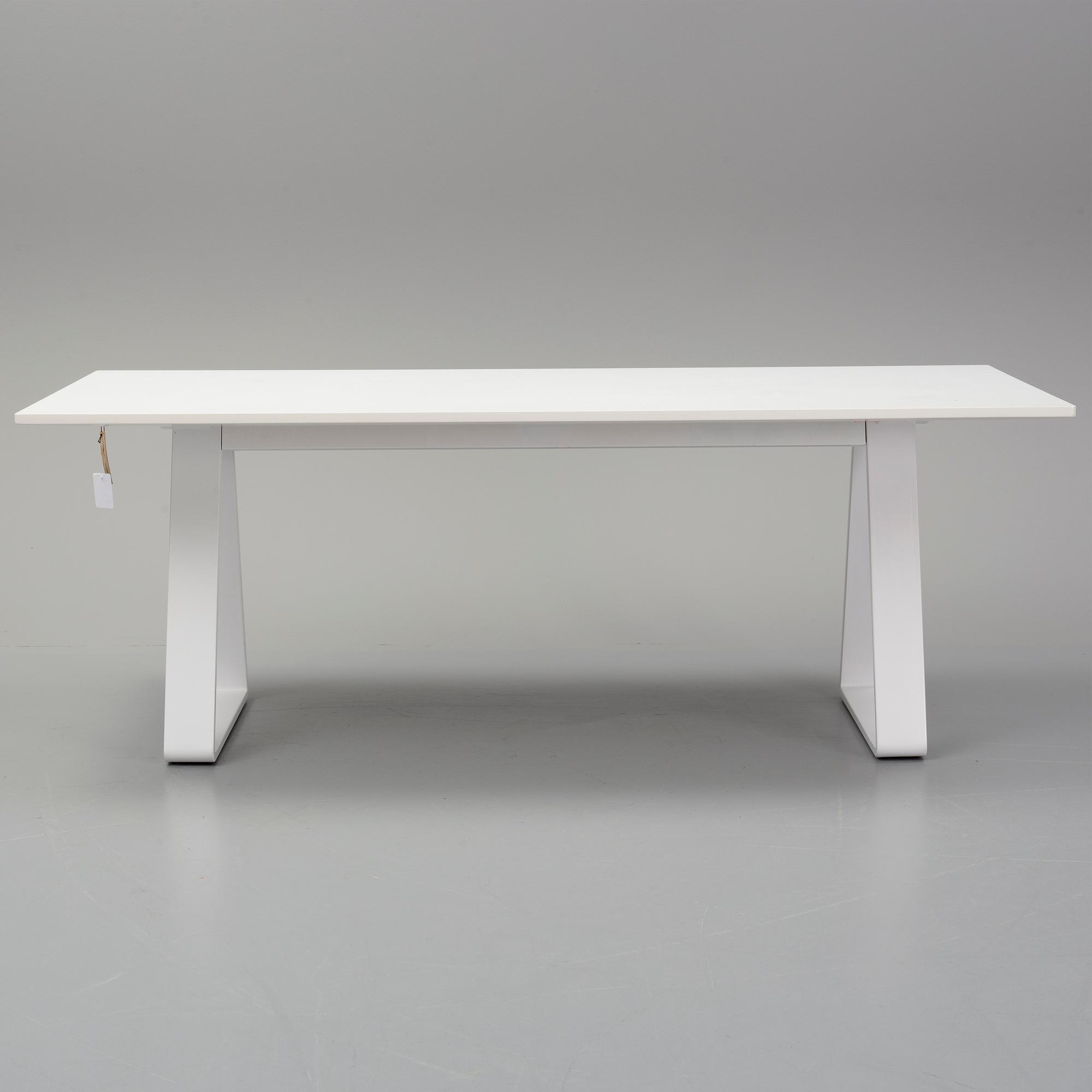 Thomas Eriksson, matbord, "Bermuda", Asplund.