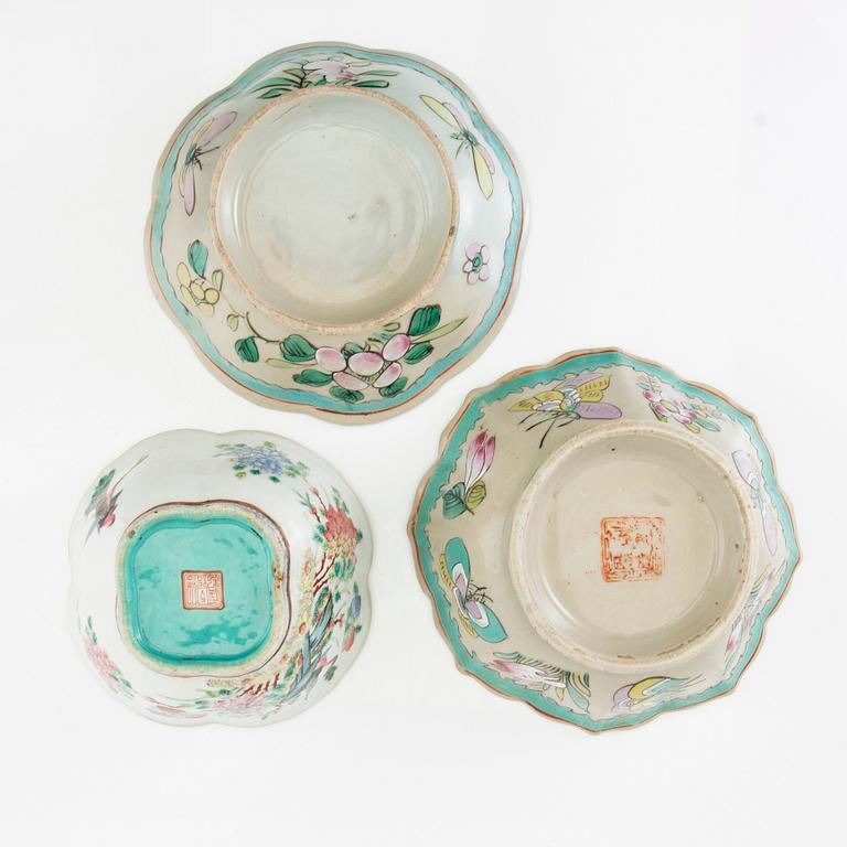 Bowls 4 pcs China 18th/19th century porcelain.