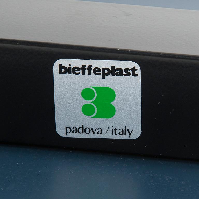 Rodney Kinsman, peili, "Orbit", Bieffeplast, Italia. Muotoiltu v. 1981.