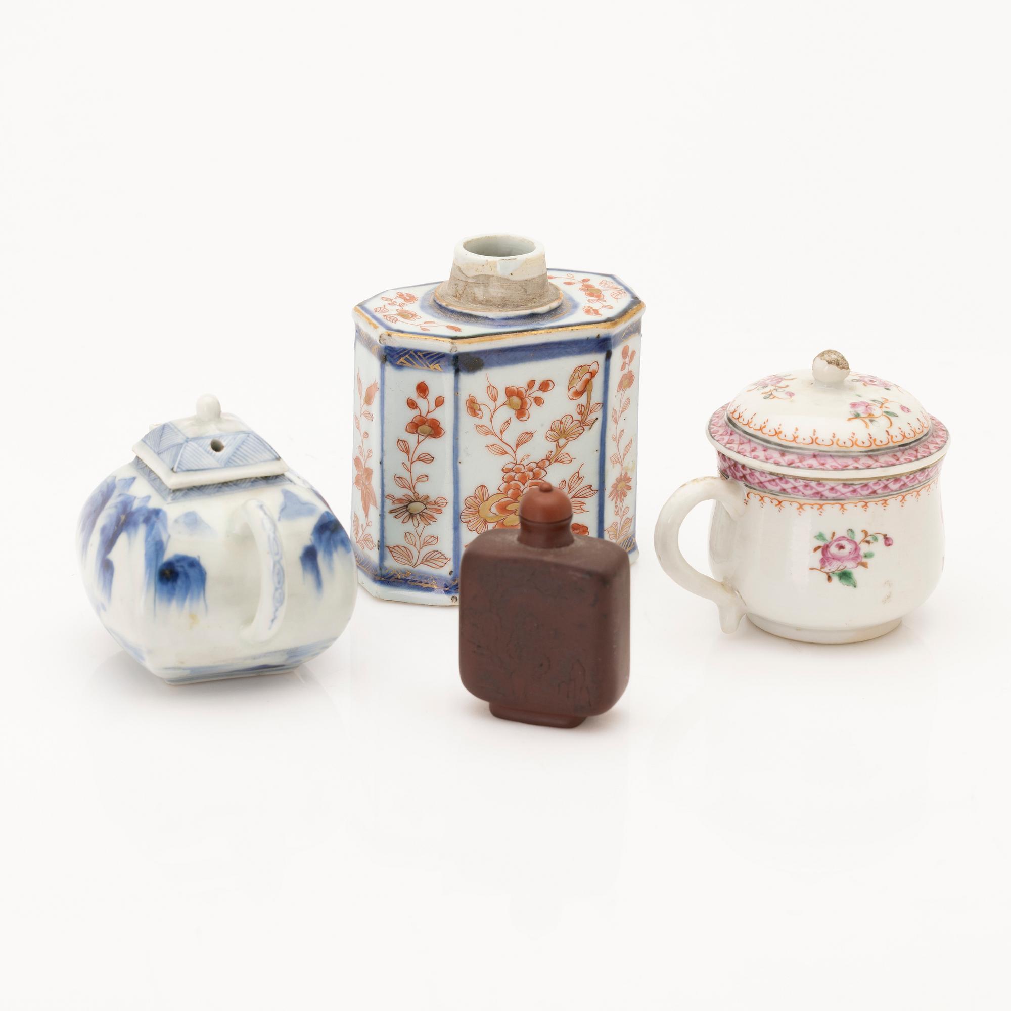 Lot of porcelain, 4 pieces, China, 18th/19th century.