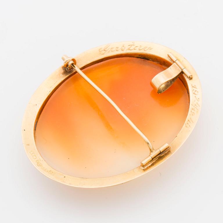 HÄNGE/BROSCH, med snäckskalscamé, 1942,