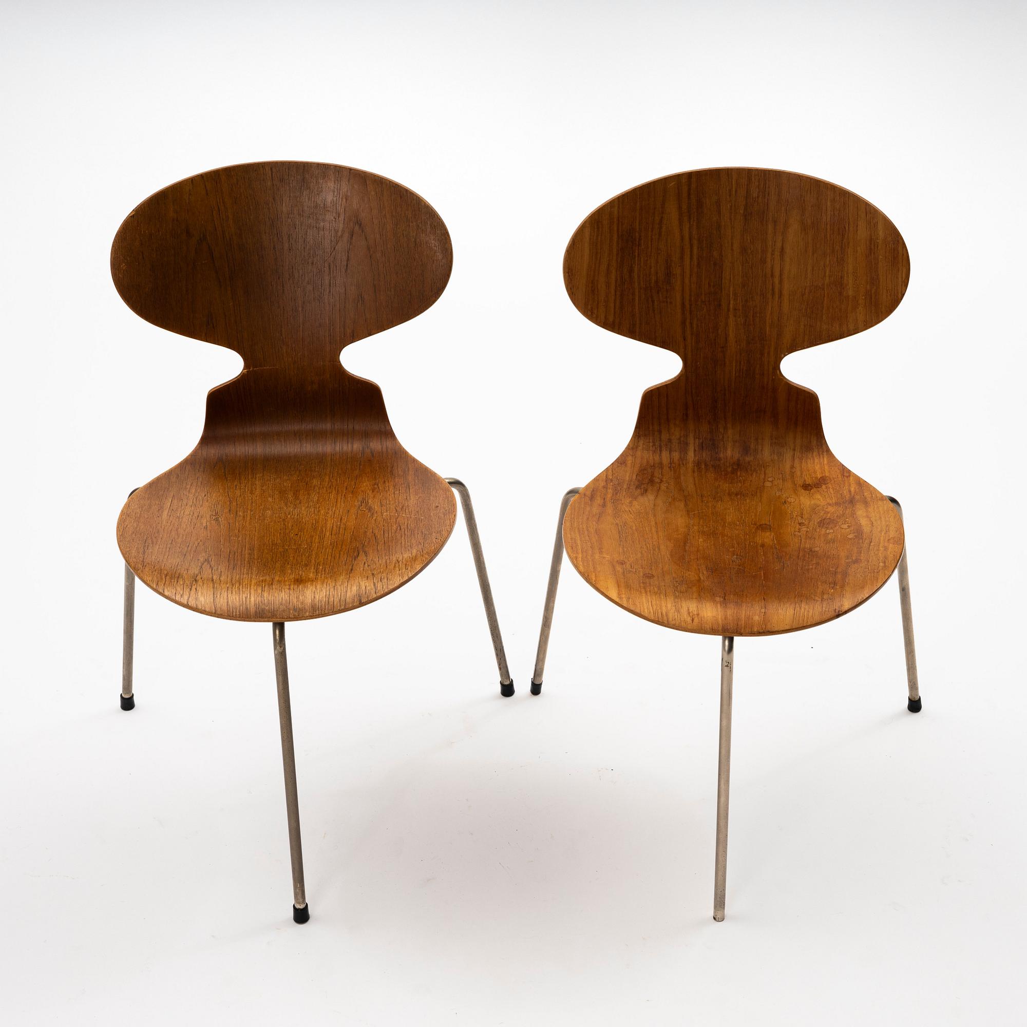 Arne Jacobsen, stolar, ett par, "Myran", Fritz Hansen, Danmark 1950-60-tal.