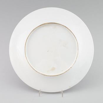 TALLRIK, porslin, Frankrike, 1800-talets första hälft.