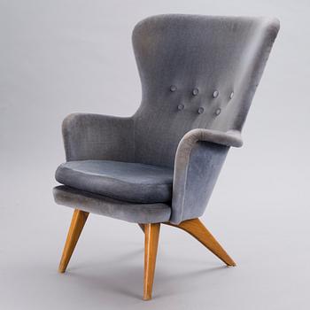 A mid 20th century armchair.