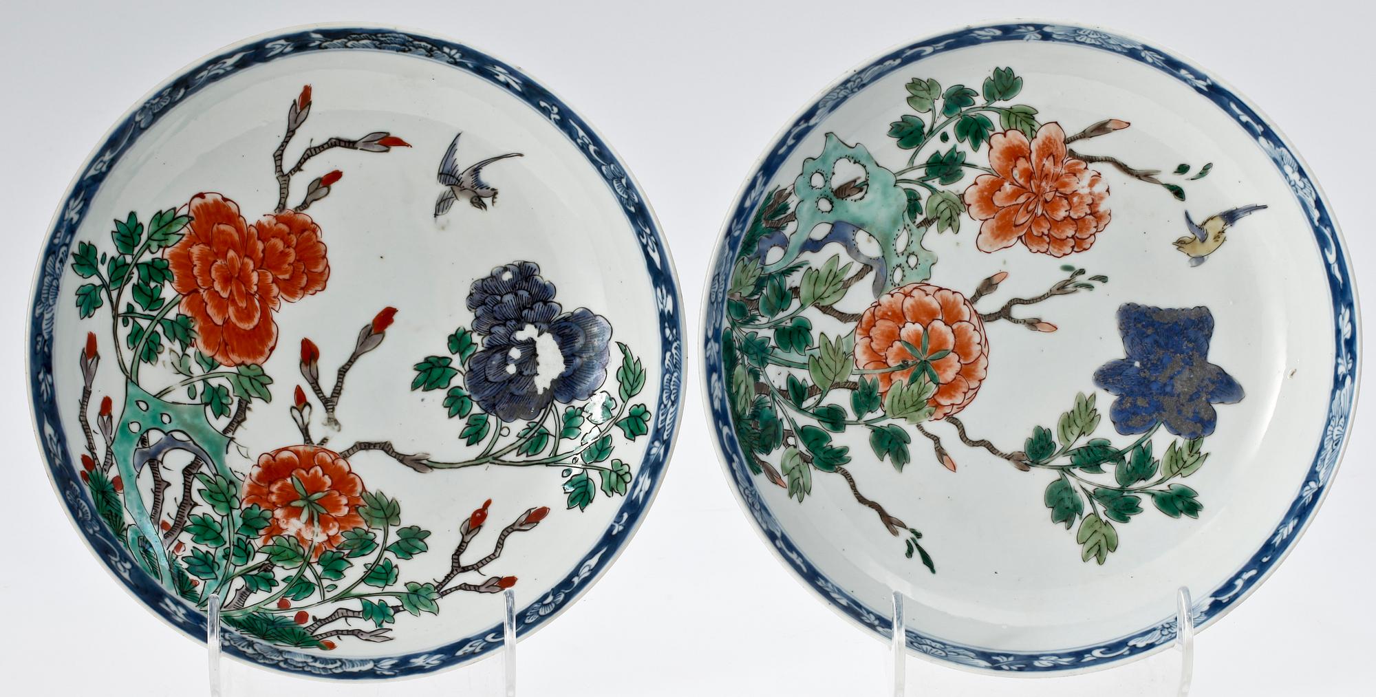 TALLRIKAR, ett par, porslin, Kina. 1800-tal.