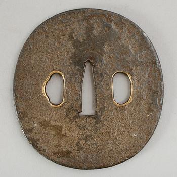 TSUBA, 2 st, järn, Japan, 1600-/1700-tal respektive 1700-tal.