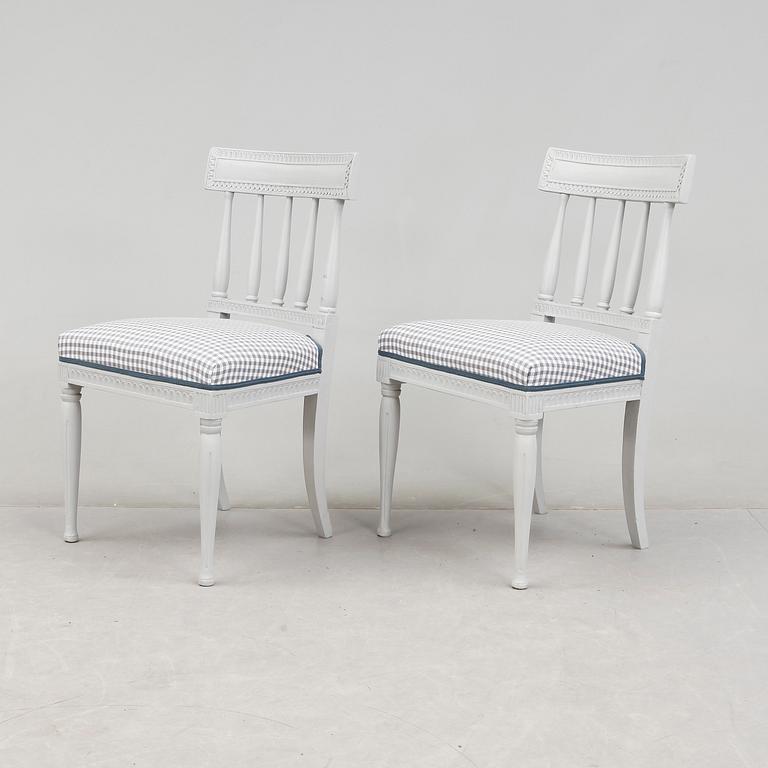 STOLAR, ett par, sengustaviansk provins, tidigt 1800-tal.