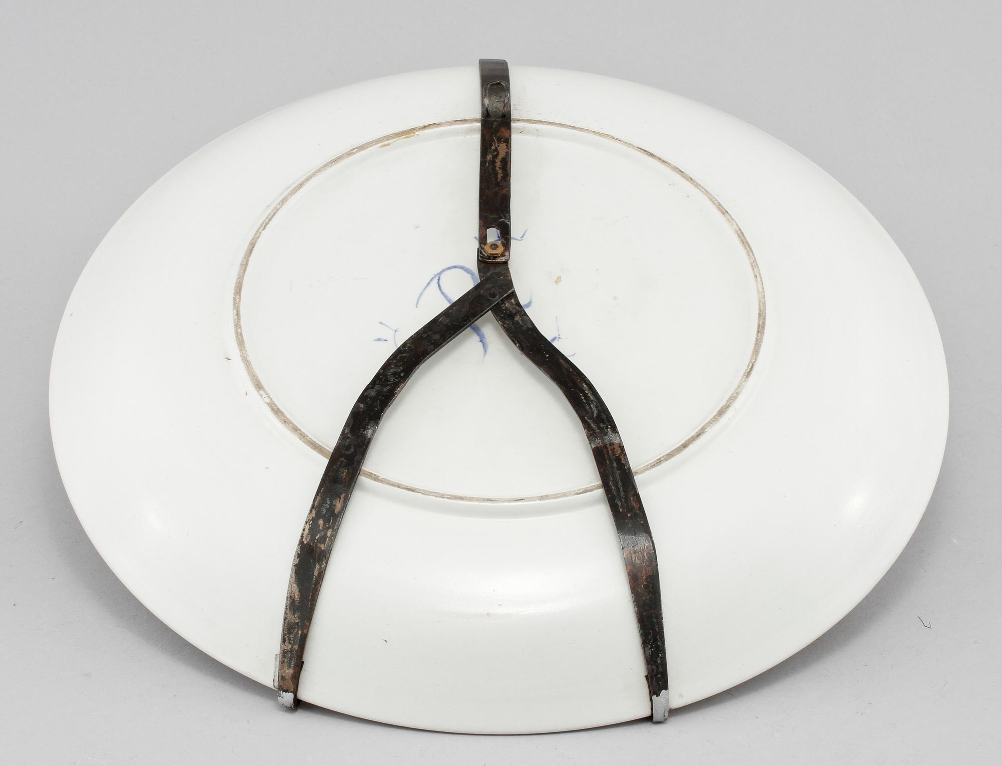 FAT, porslin, Sylvia Lechovius, Rörstrand, monogramsignerat, 1900-talets andra hälft.