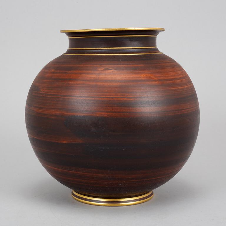 Gunnar Nylund, vas, stengods, "Flambé", Rörstrand, Lidköping 1930-tal.