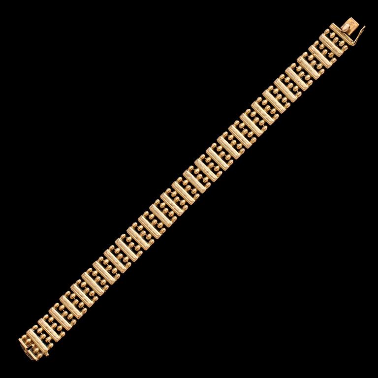 ARMBAND, 18 k guld. Vikt ca 16,9 g.