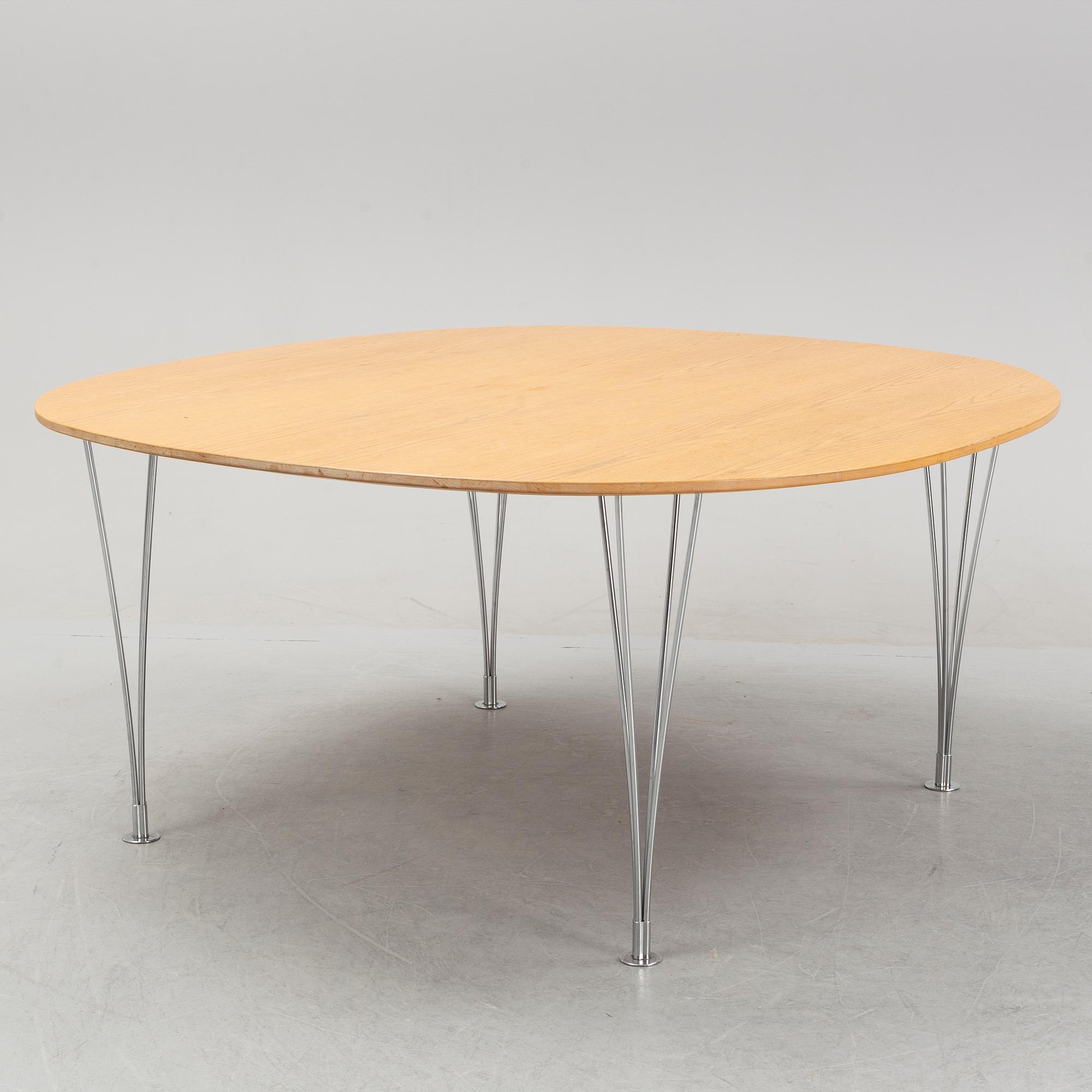 Bruno Mathsson & Piet Hein, an oak dining table, 'Supercirkel', Bruno Mathsson international 2004.