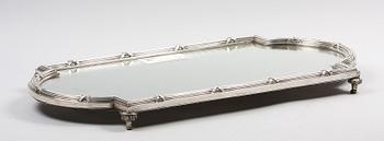 SPEGELPLATÅ, nysilver, glas, Louis XVI-stil, Tidigt 1900-tal.