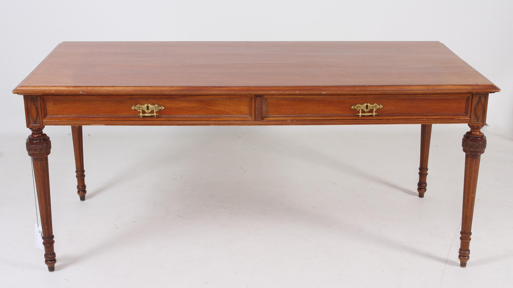 SKRIVBORD, nyrenässans, 1800-talets andra hälft.