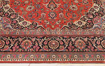 A semi-antique Keshan carpet, approx. 370 x 272 cm.