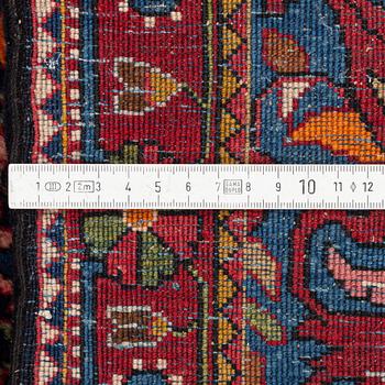 A Sarouk/Jozan rug, c. 86 x 64 cm.