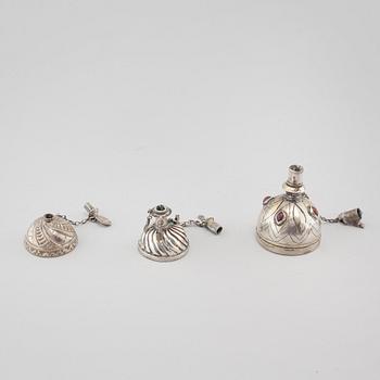 FLASKOR, 3 st, silver, 1800/1900-tal.