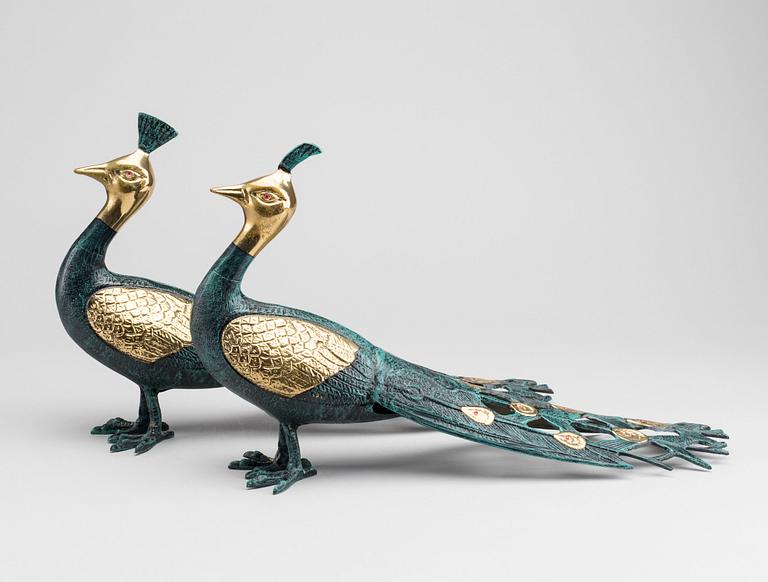 FIGURINER, 2 st, patinerad metall. 1990-tal.