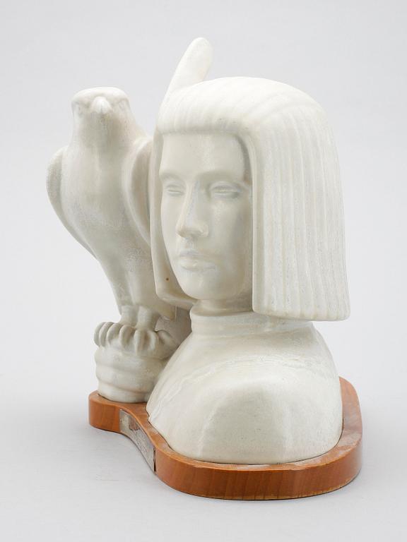 SKULPTUR, stengods, "Falkeneraren", Gunnar Nylund, Rörstrand, sign  o numr 113/200. 1940/50-tal.