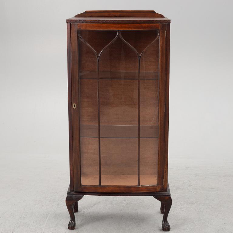 Display cabinet, first half of the 20th century.