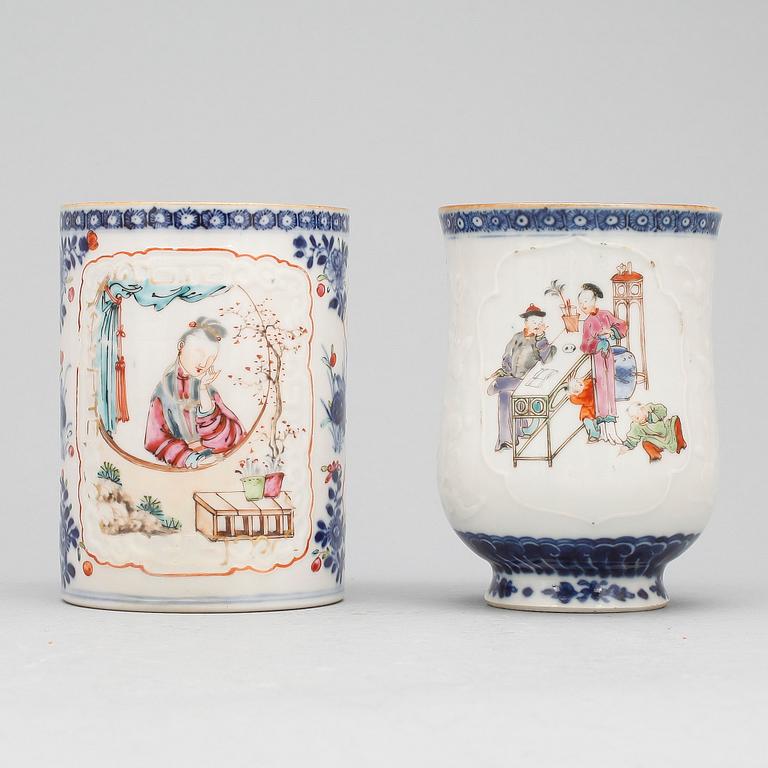 MUGGAR, 2 st porslin Qingdynastin, Qianlong (1736-95).