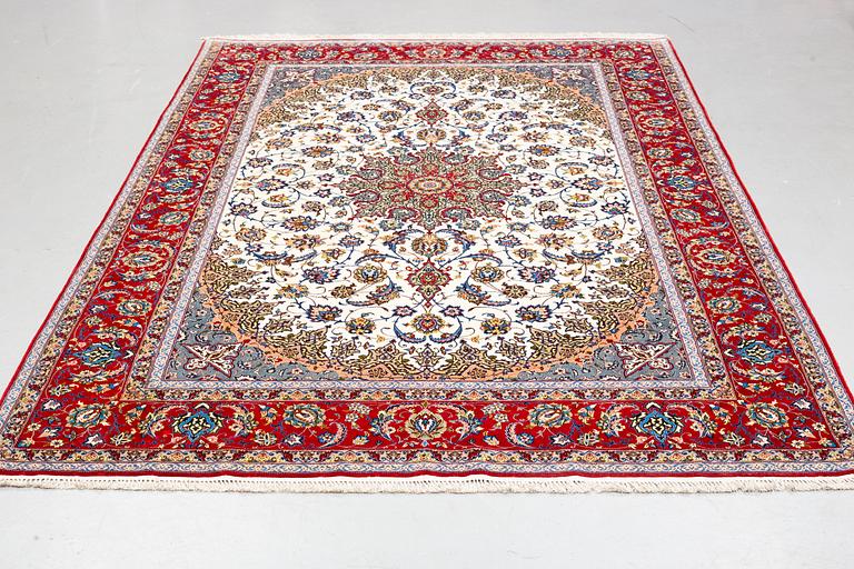 Matto, old Esfahan, ca 310 x 204 cm.