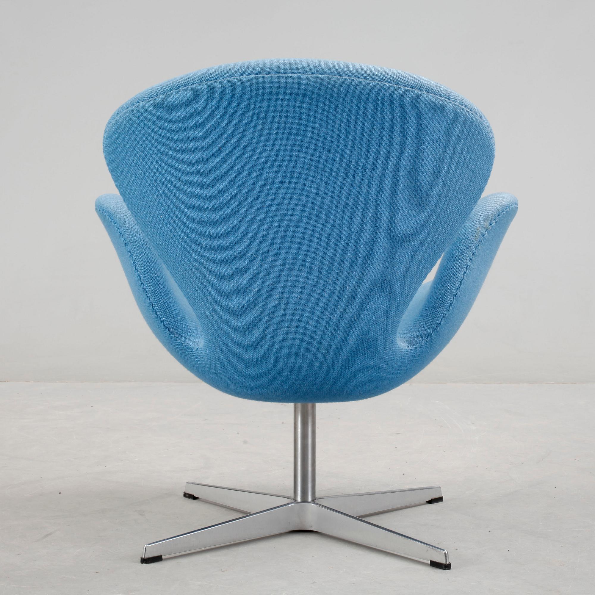 FÅTÖLJ, "Svanen", Arne Jacobsen, Fritz Hansen, Danmark.