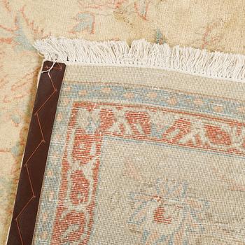 A Ziegler design rug, 230 x 221 cm.