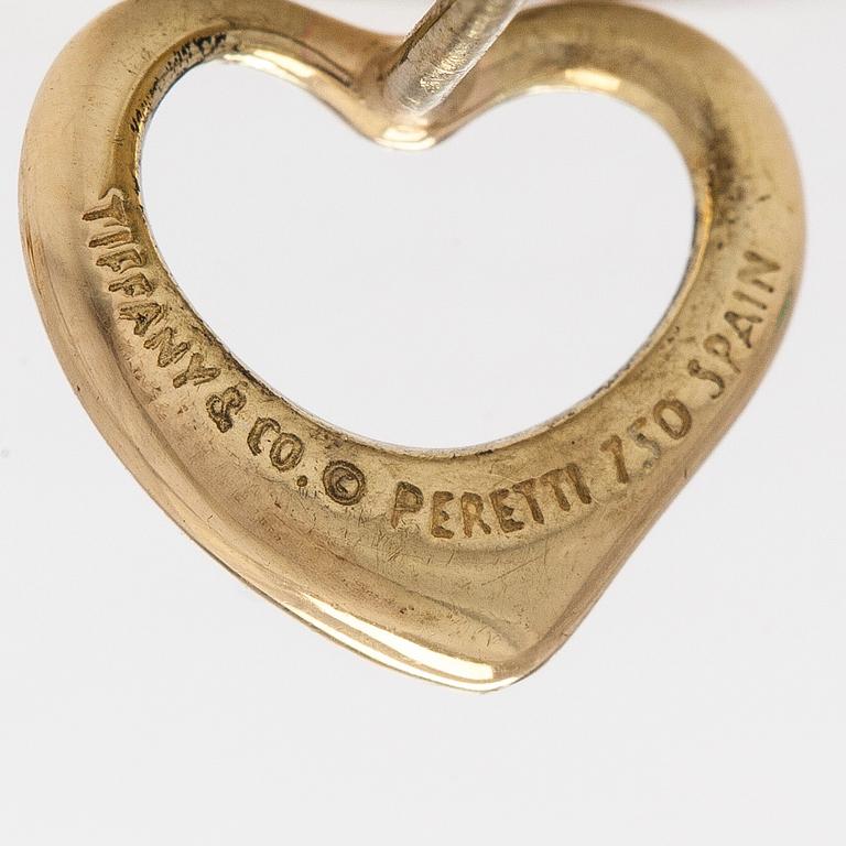 Tiffany & Co, Elsa Peretti, korvakorut, "Open Heart", 18K kultaa.