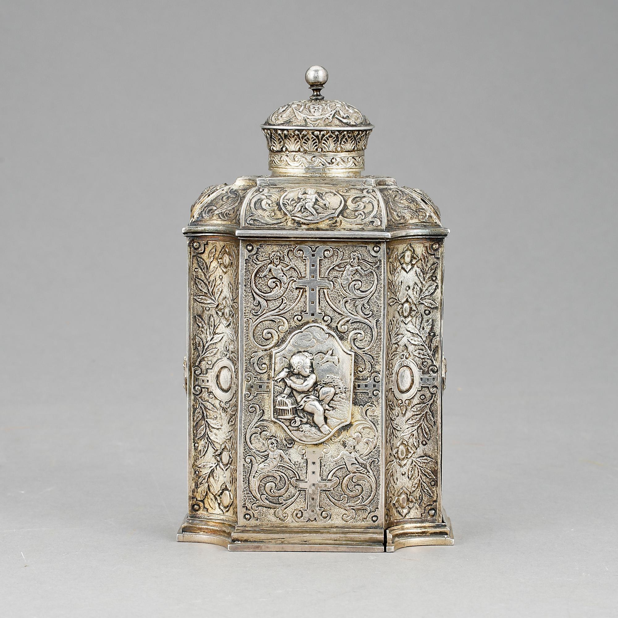 TEDOSA, silver, Europa, 1900-talets första hälft. Vikt ca 425 gram.