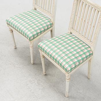 A pair of late Gustavian chairs, around the year 1800.