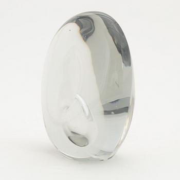 Timo Sarpaneva, a 3567 glass sculpture, 'Sitting bird', Iittala, Finland, singed and dated 1955.