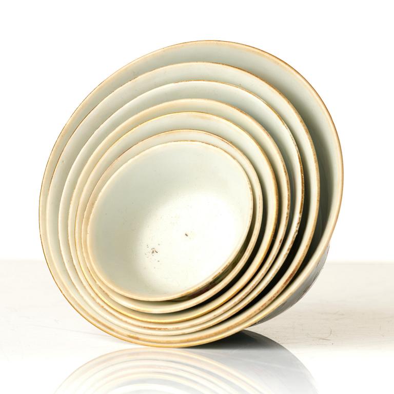 A set with seven famille rose bowls, Qing dynasty, 19th Century.