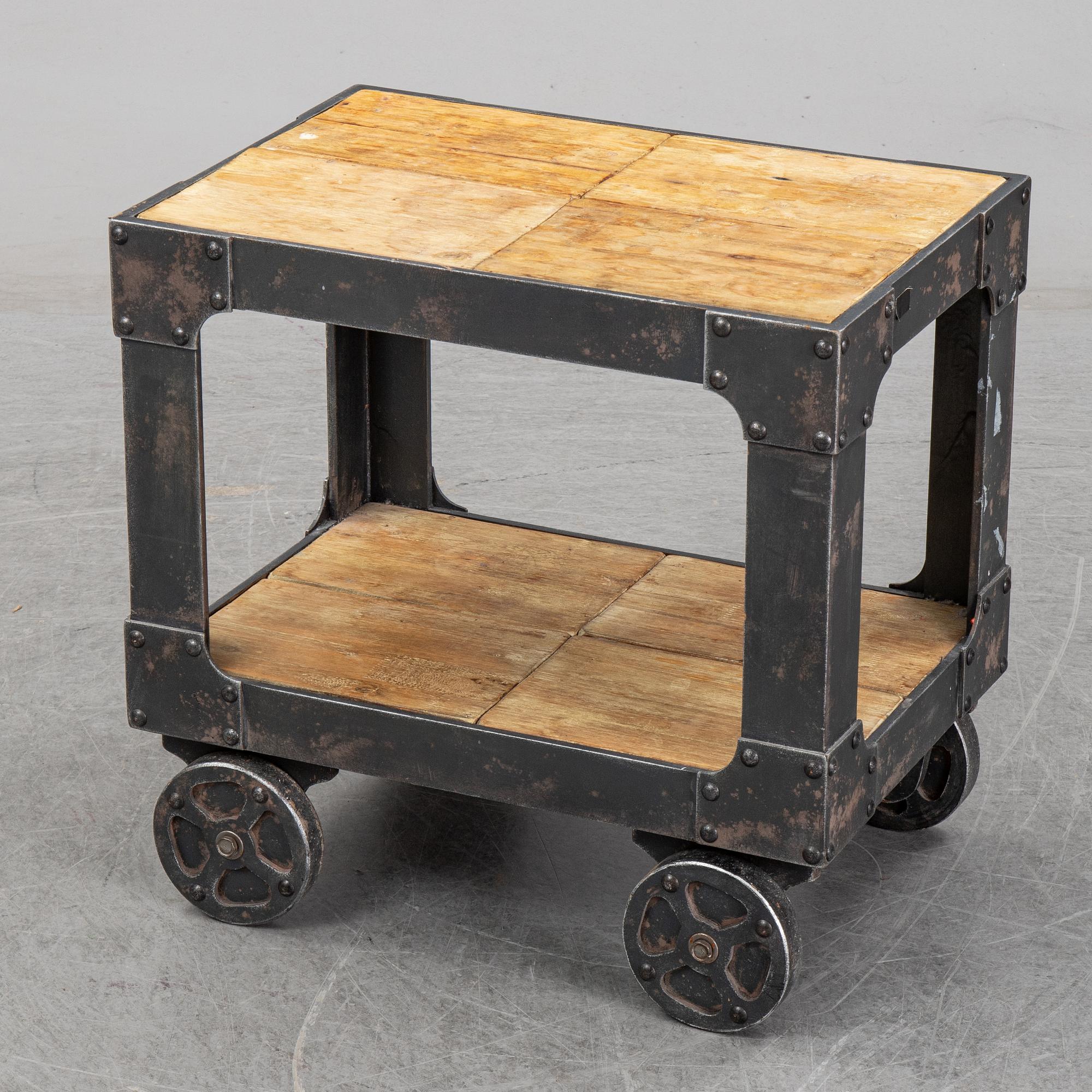 Drinkvagn, industri-stil,  Newport, modern tillverkning.