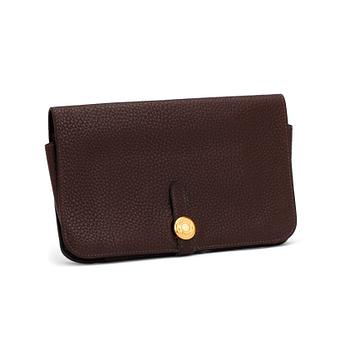 440. HERMÈS, a brown leather wallet, "Dogon".