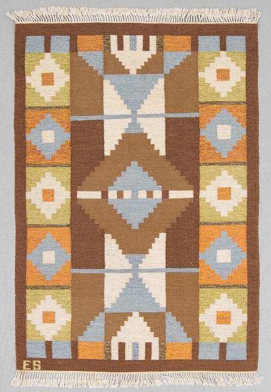 MATTA, rölakan, monogramsignerad ES. Ca 204 x 140 cm.