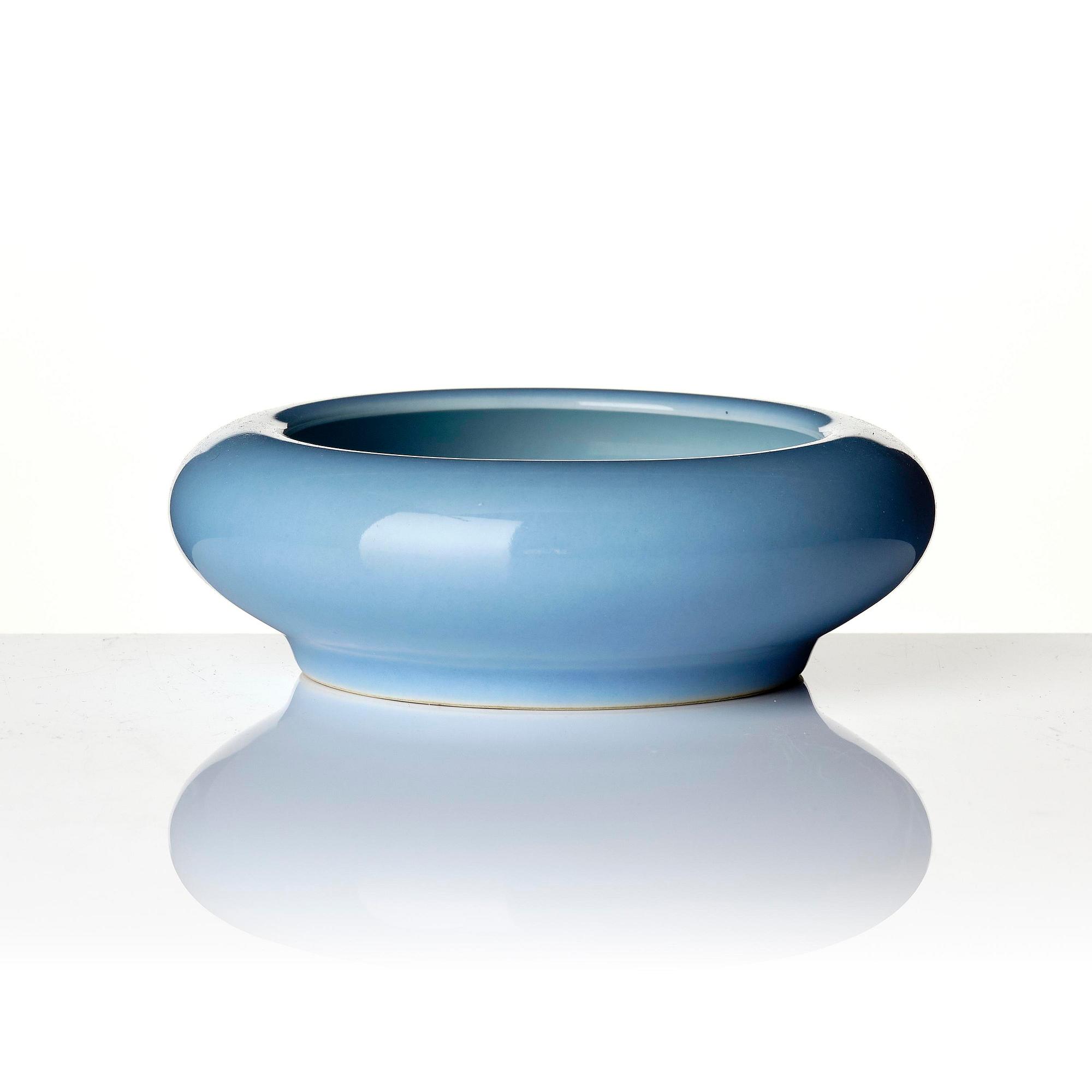 A claire de lune and a underglaze red brush washer, late Qing dynasty with Guangxu mark and early 20th century.