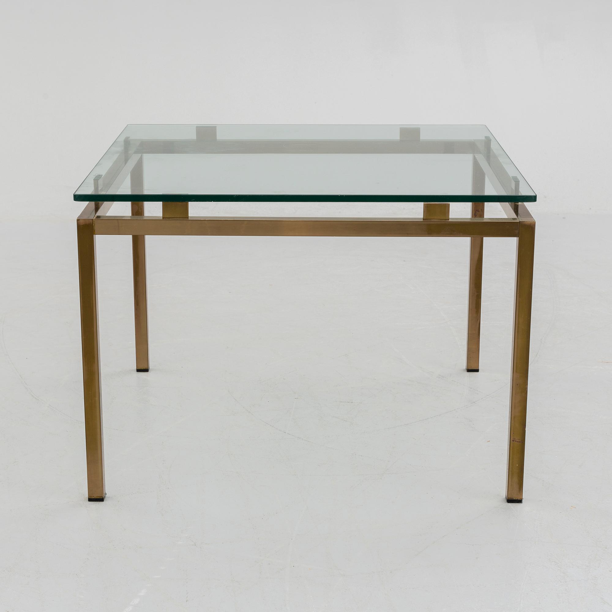 A 1970s coffee table.